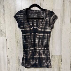 Stranded Black and White Tie-Dye V-Neck Tee